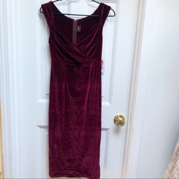 ModCloth Steady Merlot Velvet Pinup Dress RARE - Picture 6 of 8